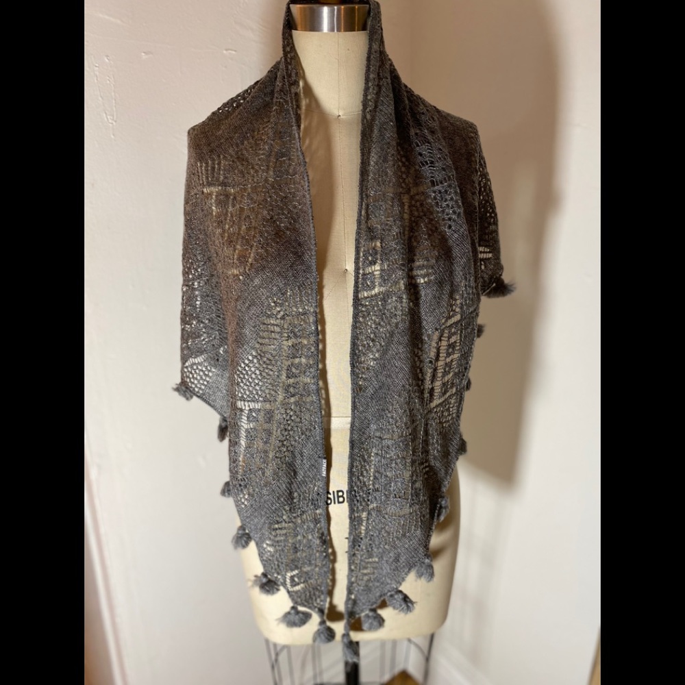 Fatface grey shawl. Brand new